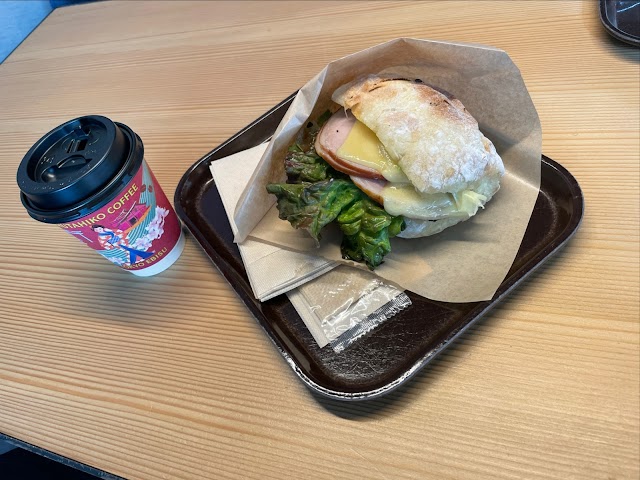 Sarutahiko Coffee The Bridge Harajuku Station