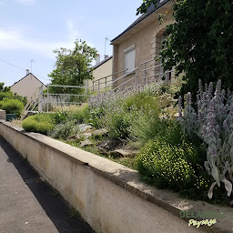 Photo n°7 de Delanoue Paysage à Avrillé (Spa en extérieur)