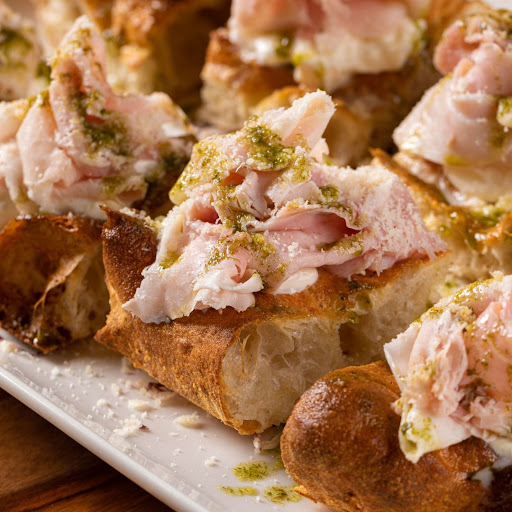 Crunch Pizza - Visual