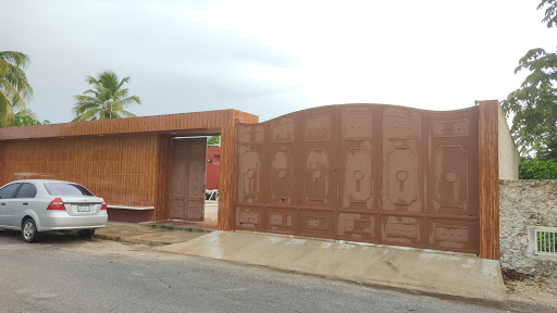 Local Villa del Carmen - Thumbnail