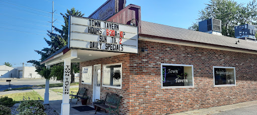 Auburn's Town Tavern - Thumbnail