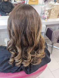 Photo n°7 de MY hair - 41100 Vendôme à Vendôme (Salon de coiffure)