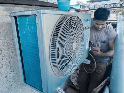 we are repair all inverter non inverter split and window ac penasonic air conditioner ges leakage… post image