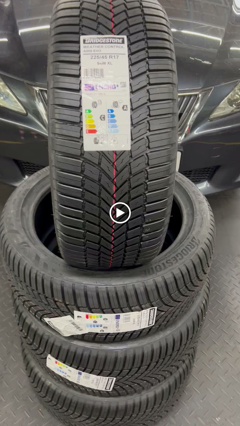 ARSH AUTOS Tyre's MOT's Wheel alignment & service centre photo 2