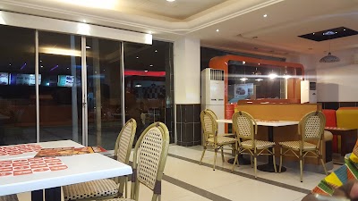 Photos of Debonairs/Steers
