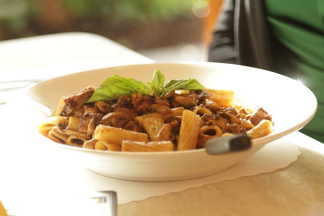 Vito’s Trattoria
