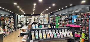 Photo n°3 de FitnessBoutique Calais à Calais (Magasin de vitamines et compléments alimentaires)