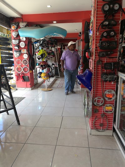 Photos of FERRETERIA MADECONSA