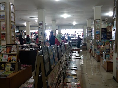 Photos of Toko Buku; ATK; Accesories Stationary; Accesories Komputer & Fancy "Bookstore UMM"