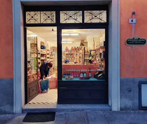 Albatros - bottega equosolidale Gallery - Italy