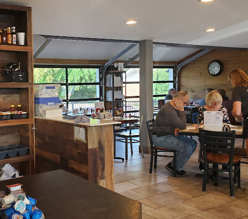 Cubby Cafe - Visual