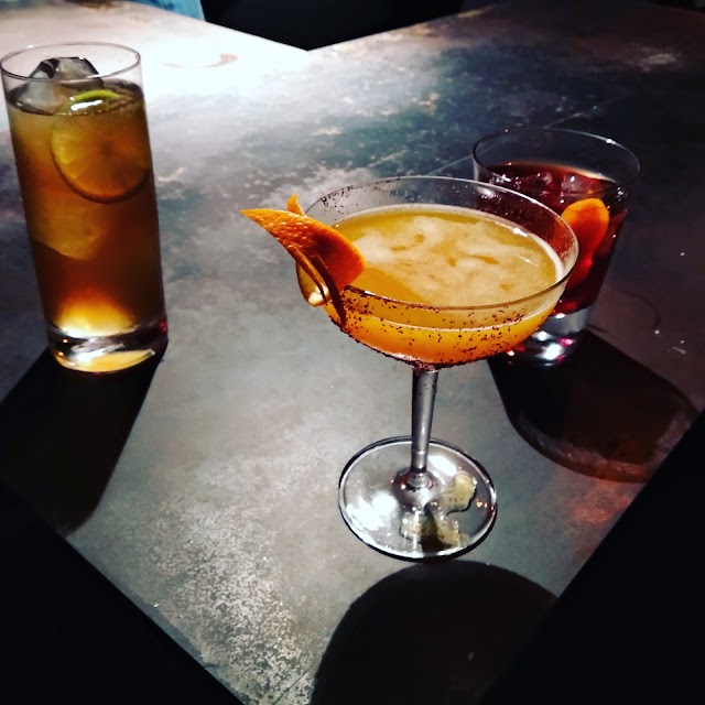 Negroni Cocktail Bar