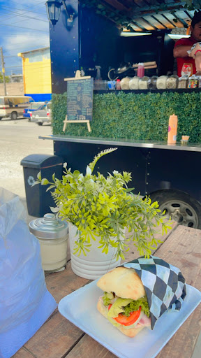 coffee & Snack's Truck Otay - Thumbnail