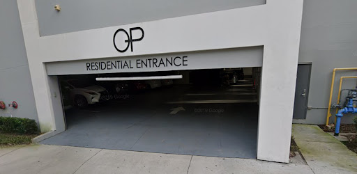 1332-1350 Mc Ansh Square Garage Logo