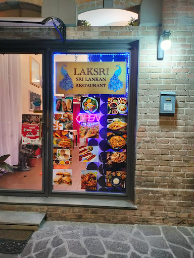 Laksri - Visual
