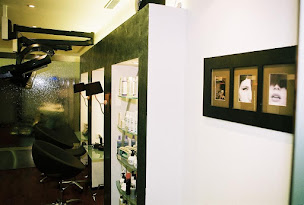 Photo n°15 de Attitudes Coiffure Bayonne à Bayonne (Salon de coiffure)