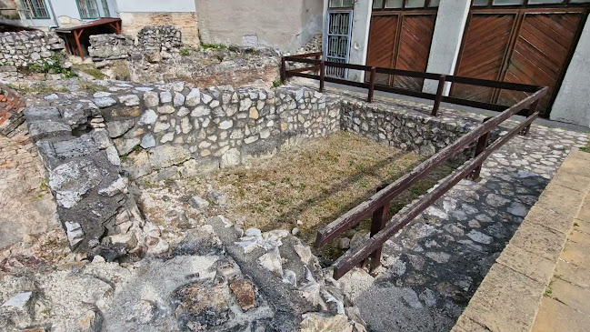 Értékelések erről a helyről: Török udvar, Székesfehérvár - Múzeum