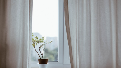 W J L Curtains & Upholstery - United Kingdom