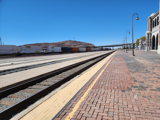 Barstow - Visual