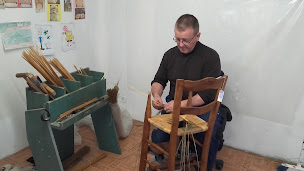 Photo n°14 de la maison du rempailleur à Melay (Magasin de meubles)