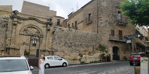 Palazzo Pollicarini