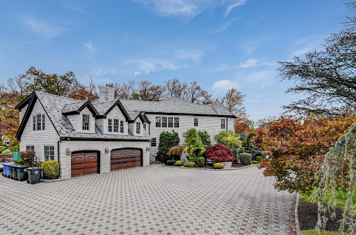 Patlen Realty, LLC - Thumbnail
