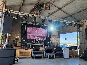 Photo n°8 de L'Yonne Sonorisation location son et lumiere 89000 Auxerre à Auxerre (Prestataire de mariage)