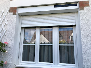 Photo n°26 de MP2 SERVICES - Storistes de France à Plaisir (Magasin de stores et de rideaux)