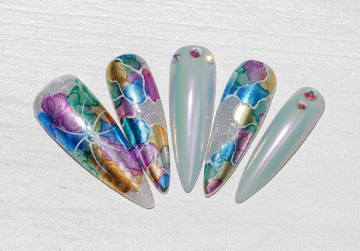 Chisel Nails - Thumbnail