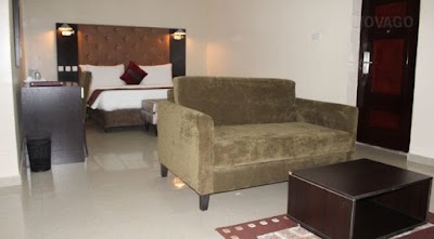 Photos of Eastgate Hotel