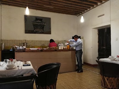 Photos of Mes&oacute;n Cu&eacute;vano