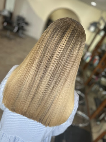 Fringe Benefits & La Bella Beauty - Barber shop