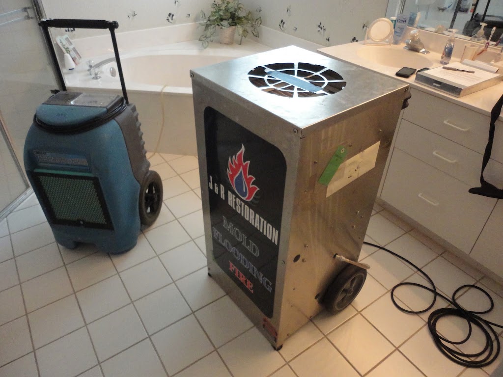J & R Restoration Services photo