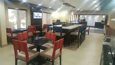 Photos of La Quinta Inn Dallas Park Central