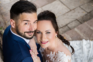 Photo n°11 de SALON OBIE - Coloration Végétale Le Cannet à Le Cannet (Institut de beauté)