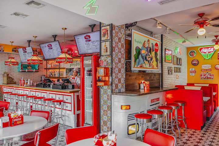 El Cuban Diner by null