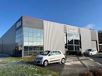 UTILITARO à Cherré-Au