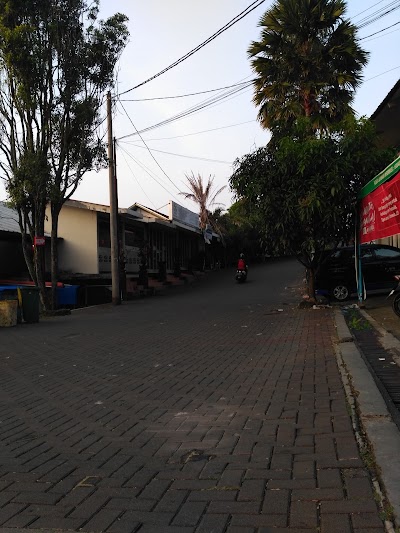 Photos of SPBU Rest Area Cirendang