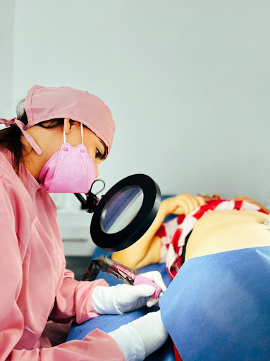 Micro Dermis. Dra. Lidia I - Thumbnail