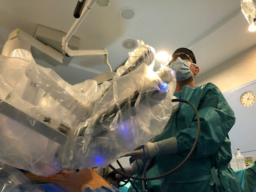 Dr. Emilio Julve - Urólogos Andalucía - Hospital Vithas Xanit Benalmádena - Thumbnail