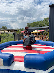 Photo n°19 de Le Repère Pont de Vaux / Sports-Loisirs-Bar-Restaurant-Évènements à Gorrevod (Court de squash)