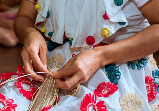 Manavi Crafts Gallery - Spain