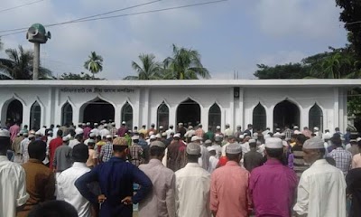 Photos of খলিফার হাট কেন্দ্রীয় জামে মসজিদ