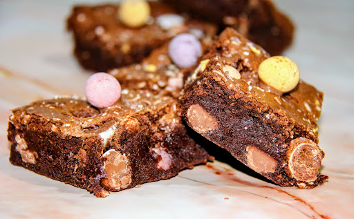 Min's Cakes - Visual