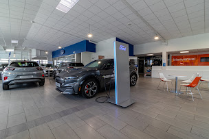 Photo n°21 de Ford Bethune - Groupe Autosphere à Béthune (Service de réparation de pare-brise)