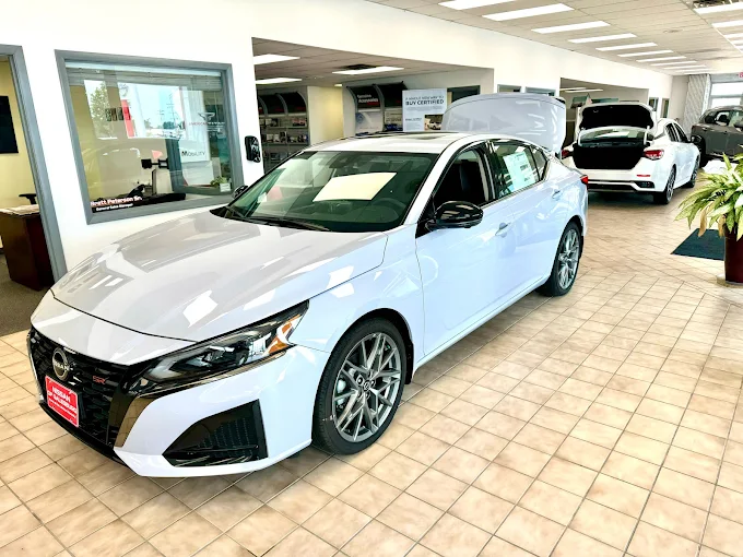 Nissan Dealer Serving Wataga, IL | Cars for Sale