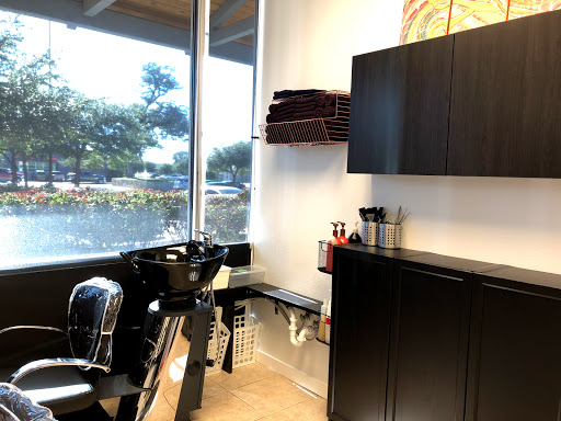 Arom Salon at Studio 101 - Thumbnail