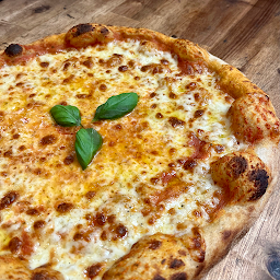 Photo n°16 de MIAMIA PIZZA Au Levain à Le Passage (Pizzeria)