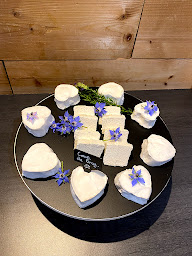 Photo n°14 de Fromagerie Charcuterie Marinelly à Mâcon (Épicerie fine)