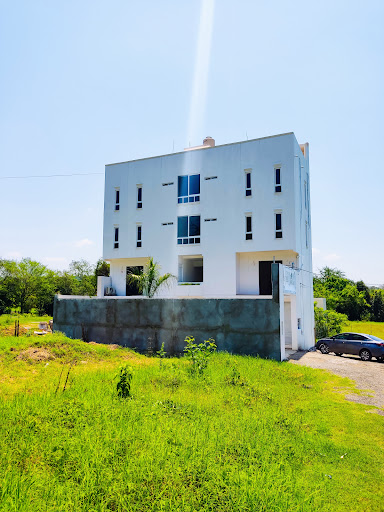 Hotel Yolita